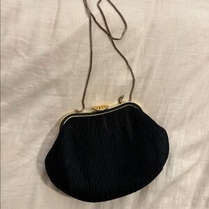 Vintage Goldco Shell Clutch